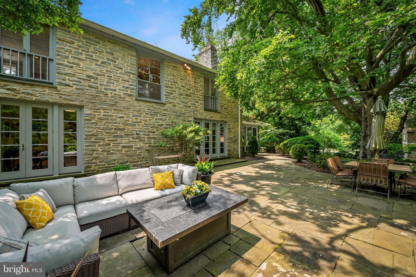 6 Meadow Road photo 25