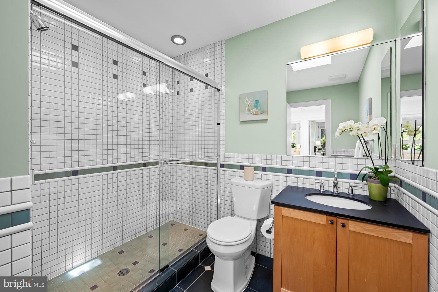 6 Meadow Road photo 42