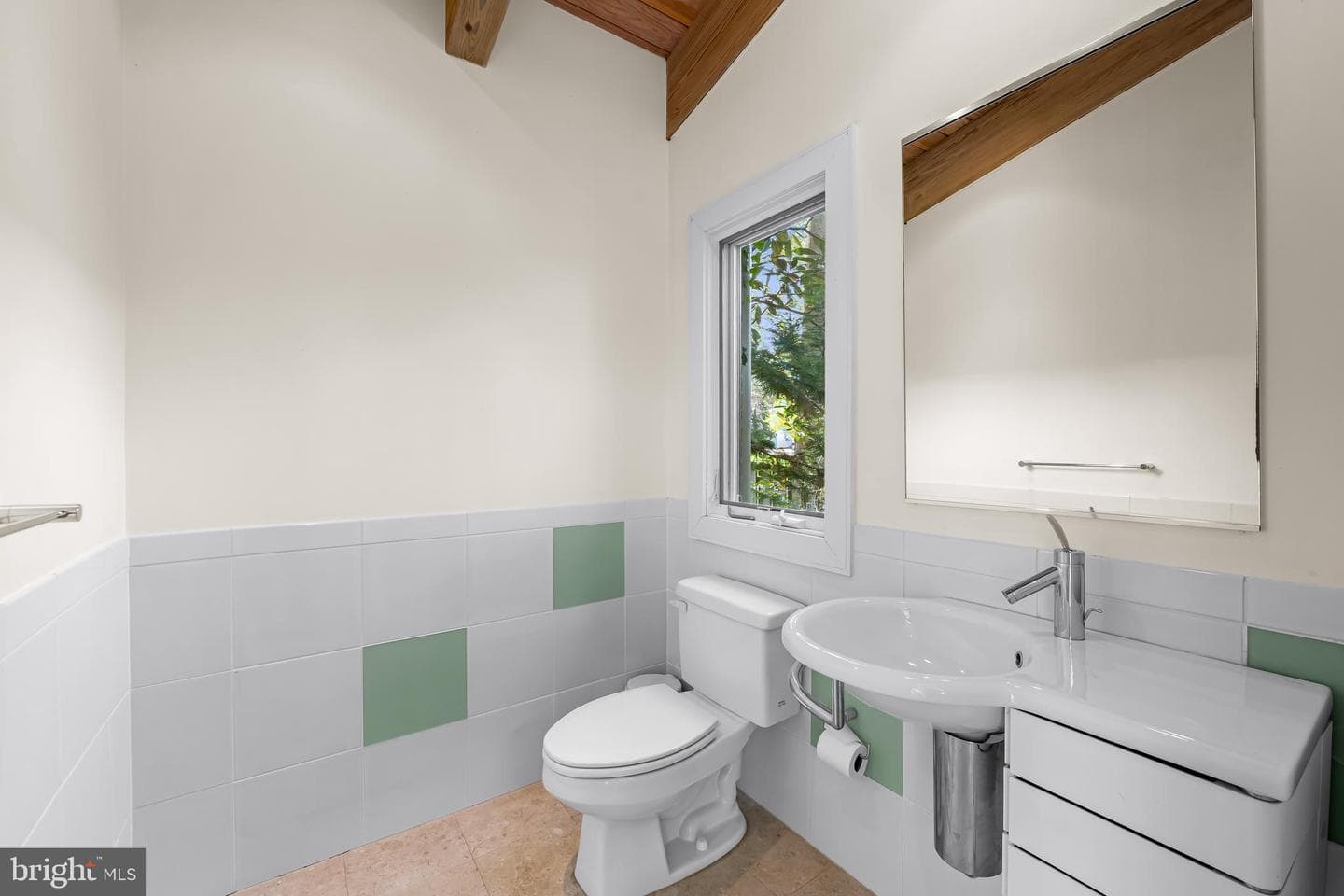 6 Meadow Road photo 58