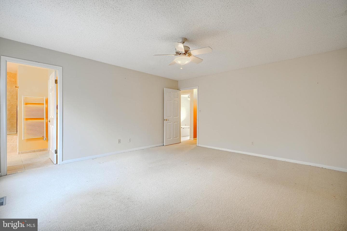 17 Oakhampton Drive photo 32