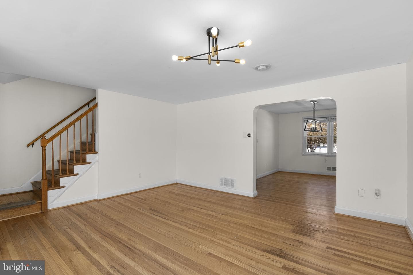 8204 Pleasant Plains Road photo 9