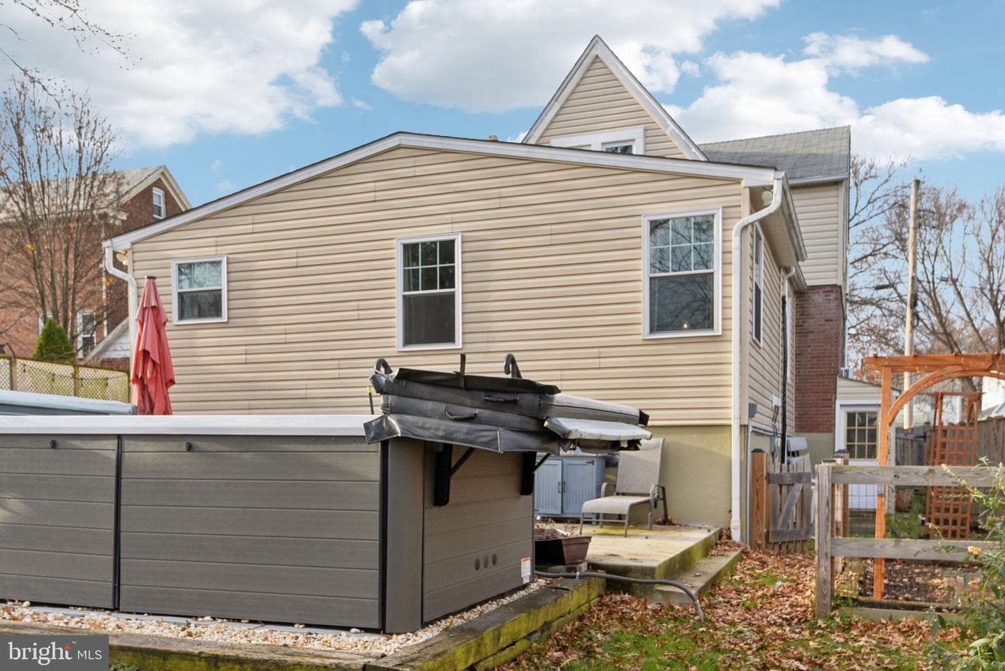 7803 Clarksworth Place photo 35