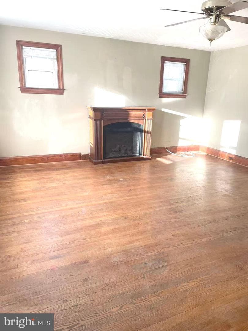 901 Leeds Avenue photo 3