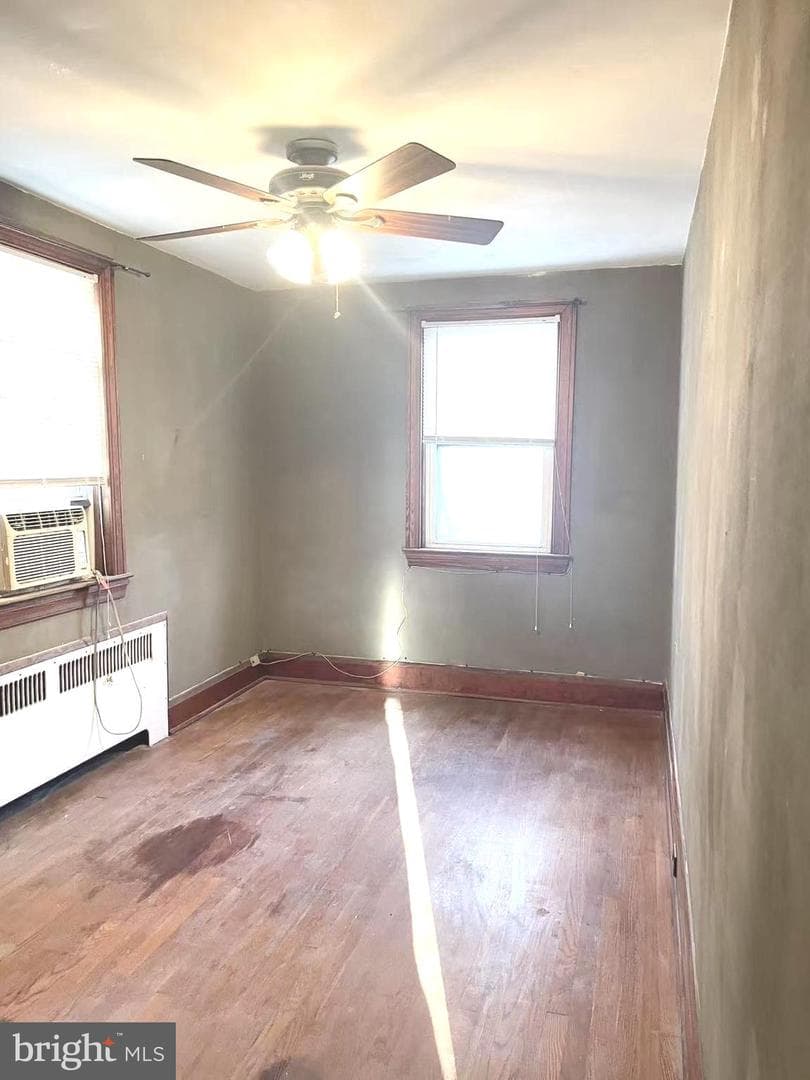 901 Leeds Avenue photo 9