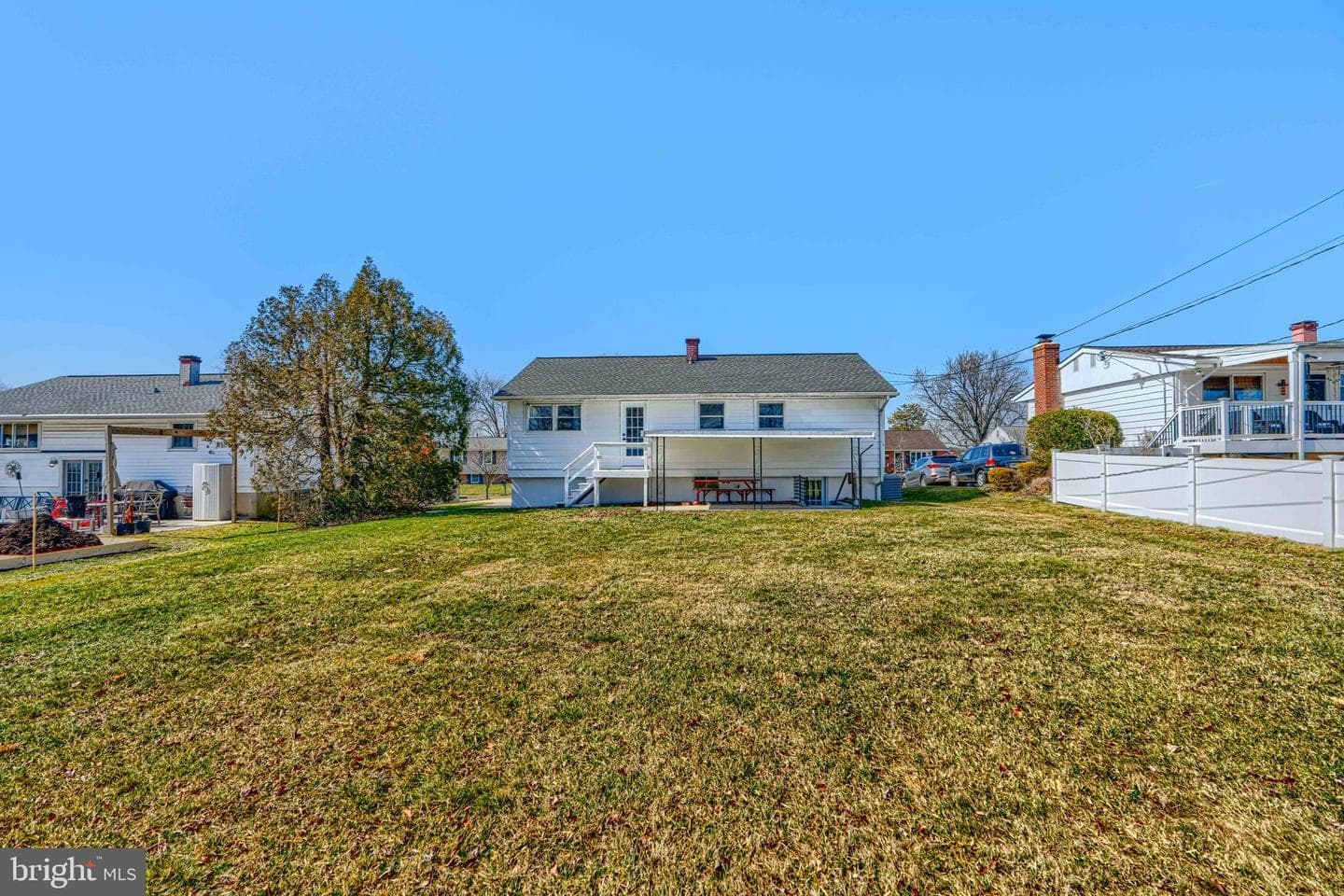 9517 Holiday Manor Road photo 47
