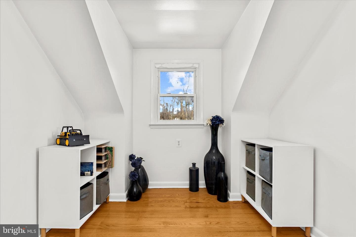 3108 East Avenue photo 24