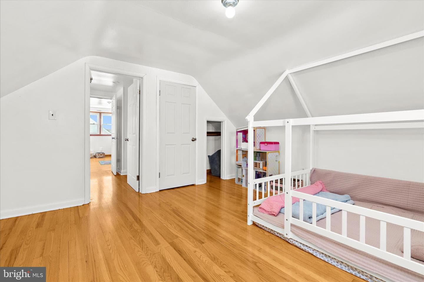 3108 East Avenue photo 28