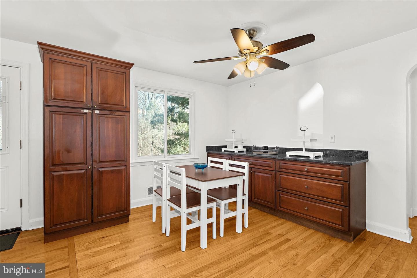 3108 East Avenue photo 8