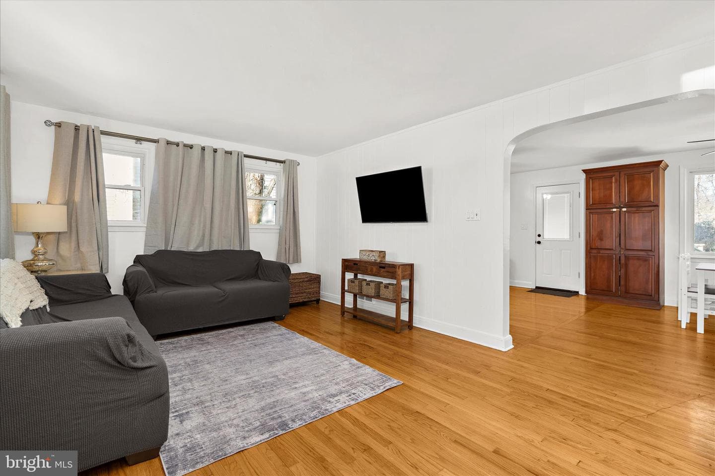 3108 East Avenue photo 9