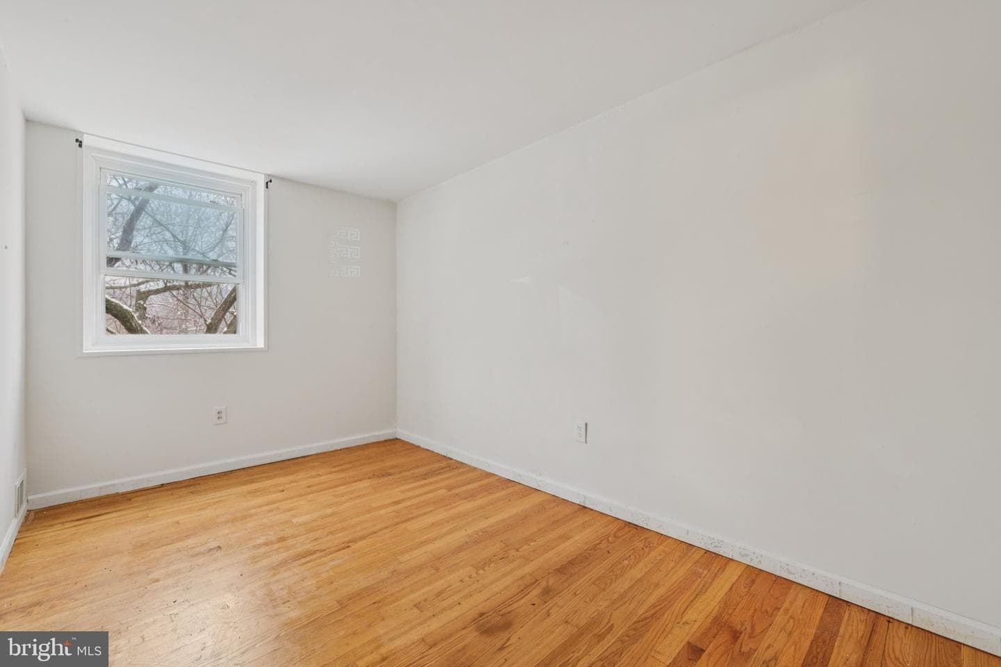6415 Falkirk Road photo 13