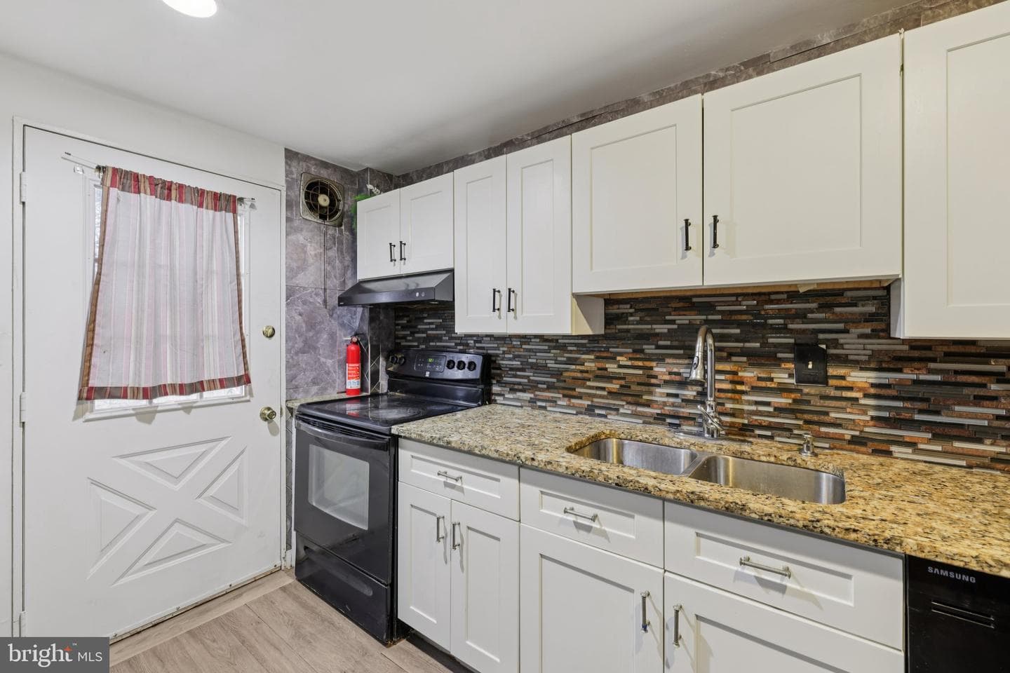 6415 Falkirk Road photo 5