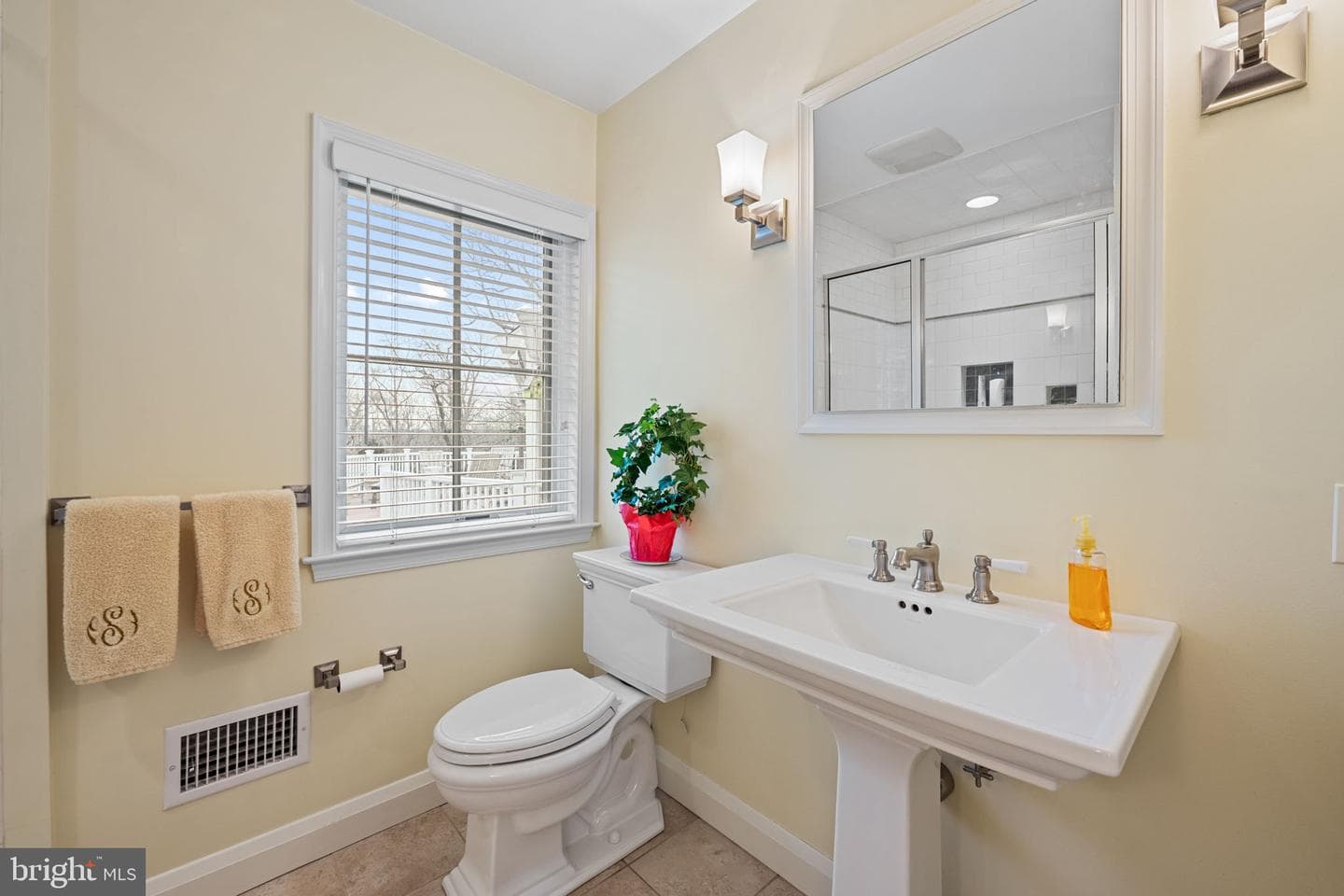 6507 Darnall Road photo 30