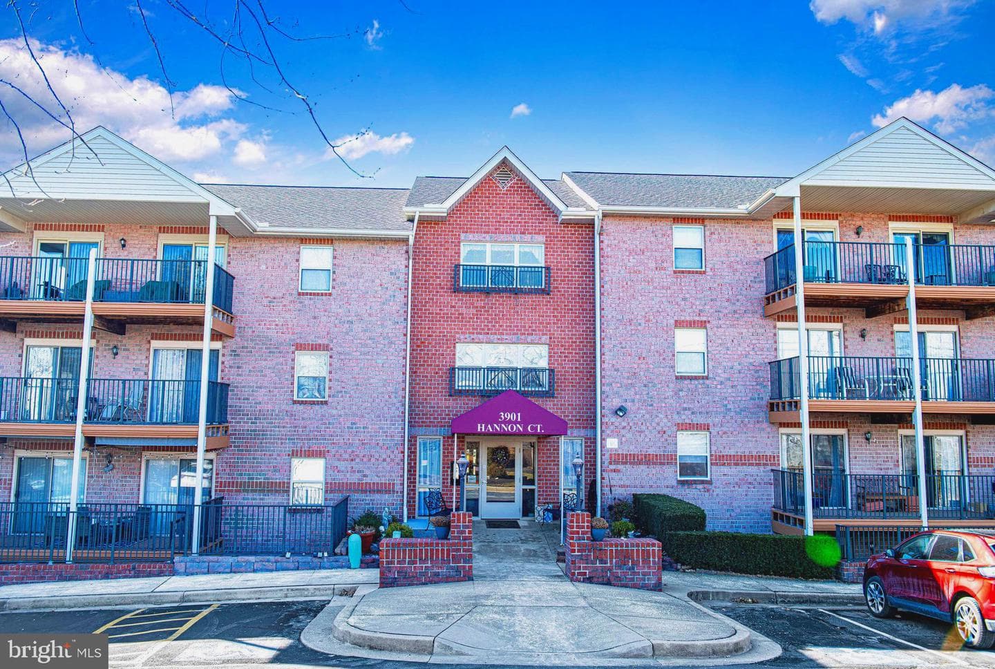 3901 Hannon Court #1g