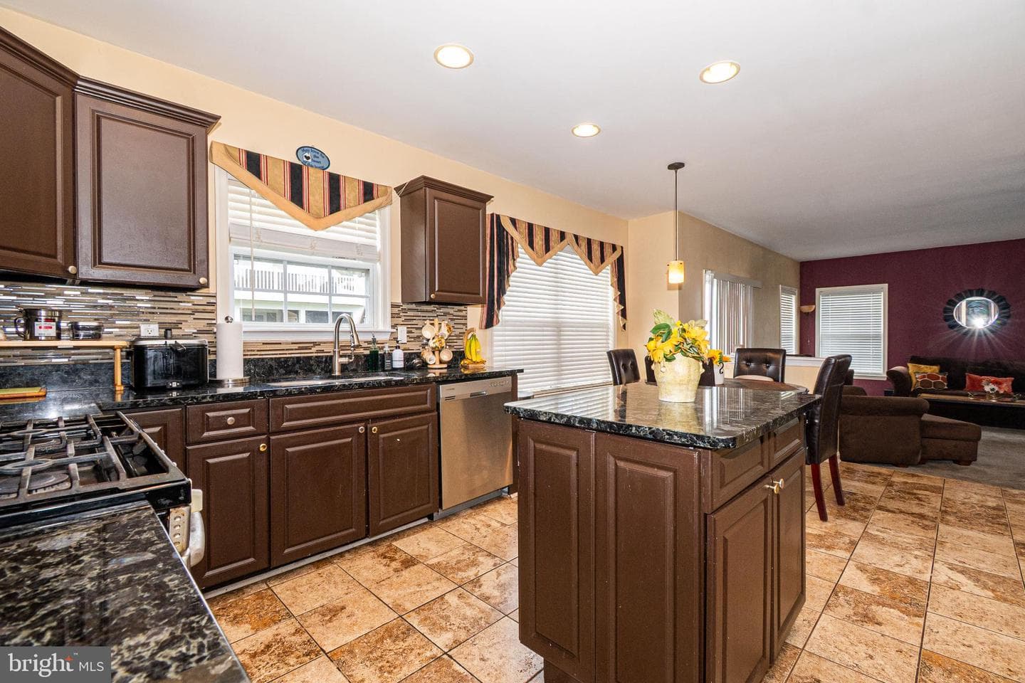 8604 Woodbrook Court photo 11