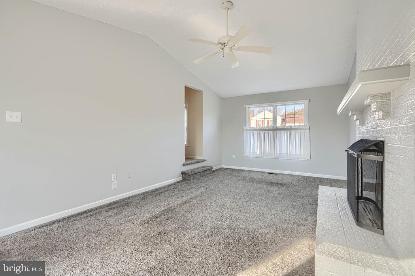 9213 Ramblebrook Road photo 5