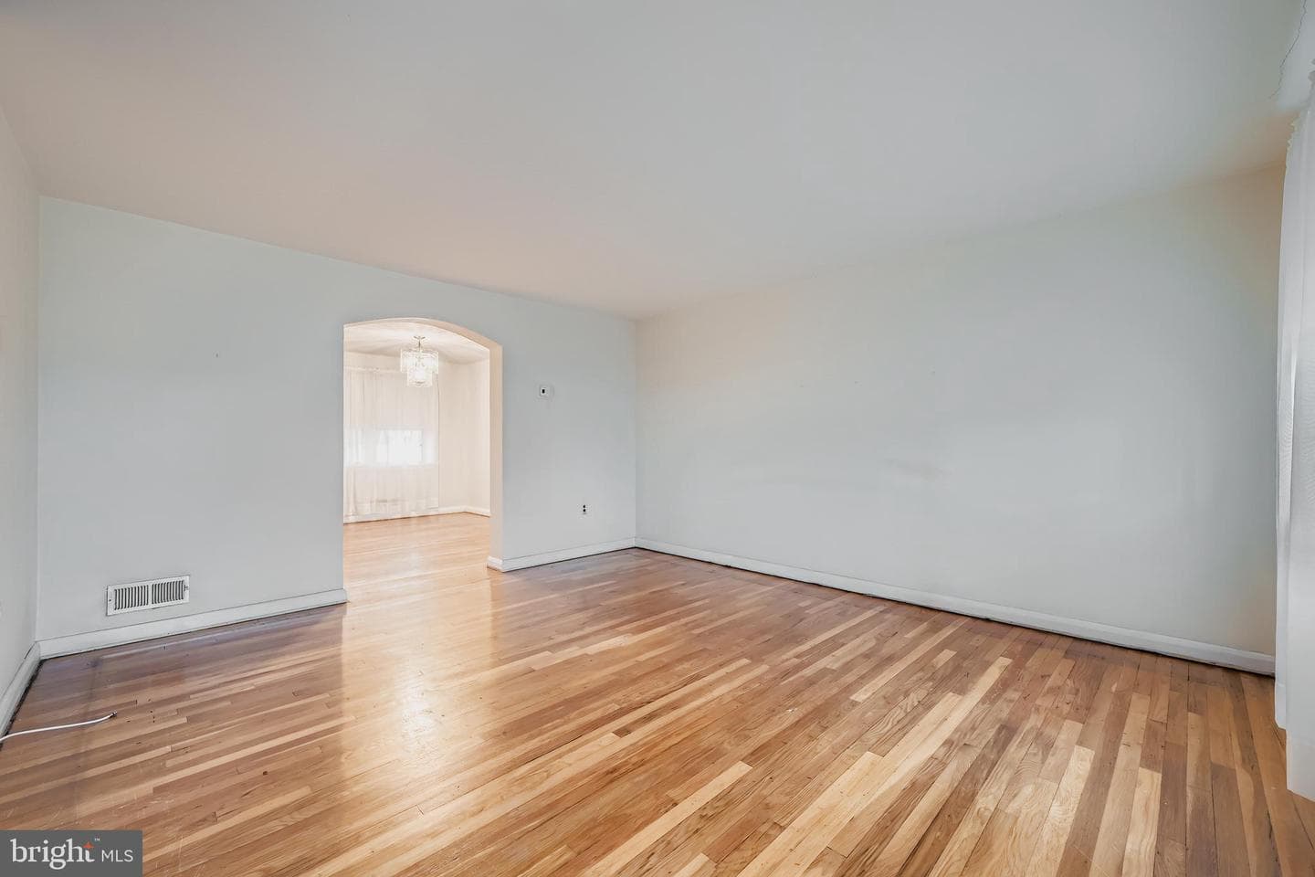 7165 Gough Street photo 6
