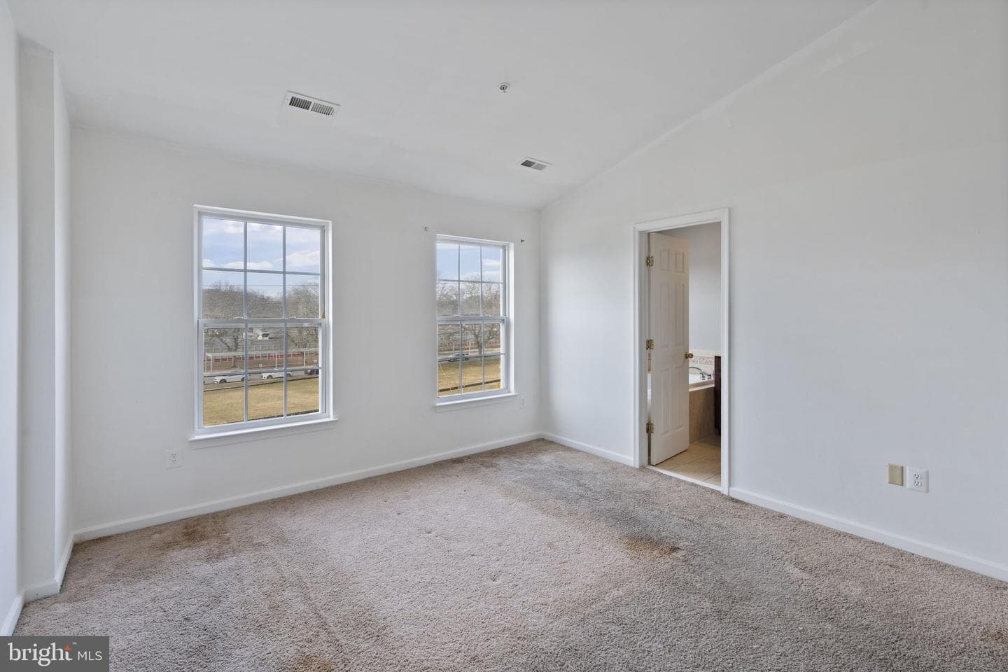 811 Middle River Road photo 21