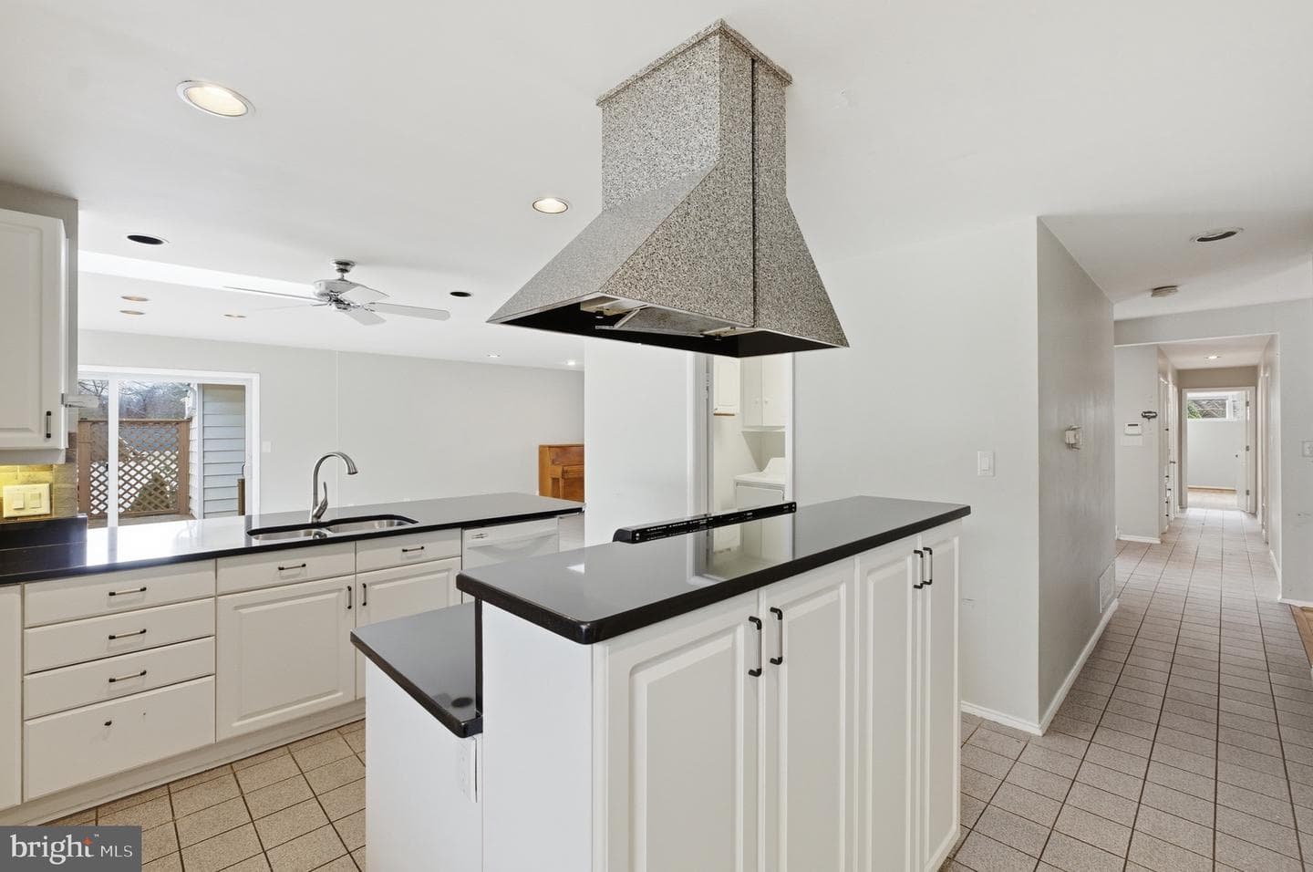 8 Peachtree Court photo 20