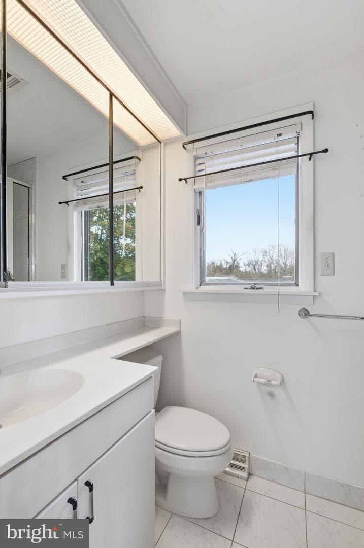 8 Peachtree Court photo 28