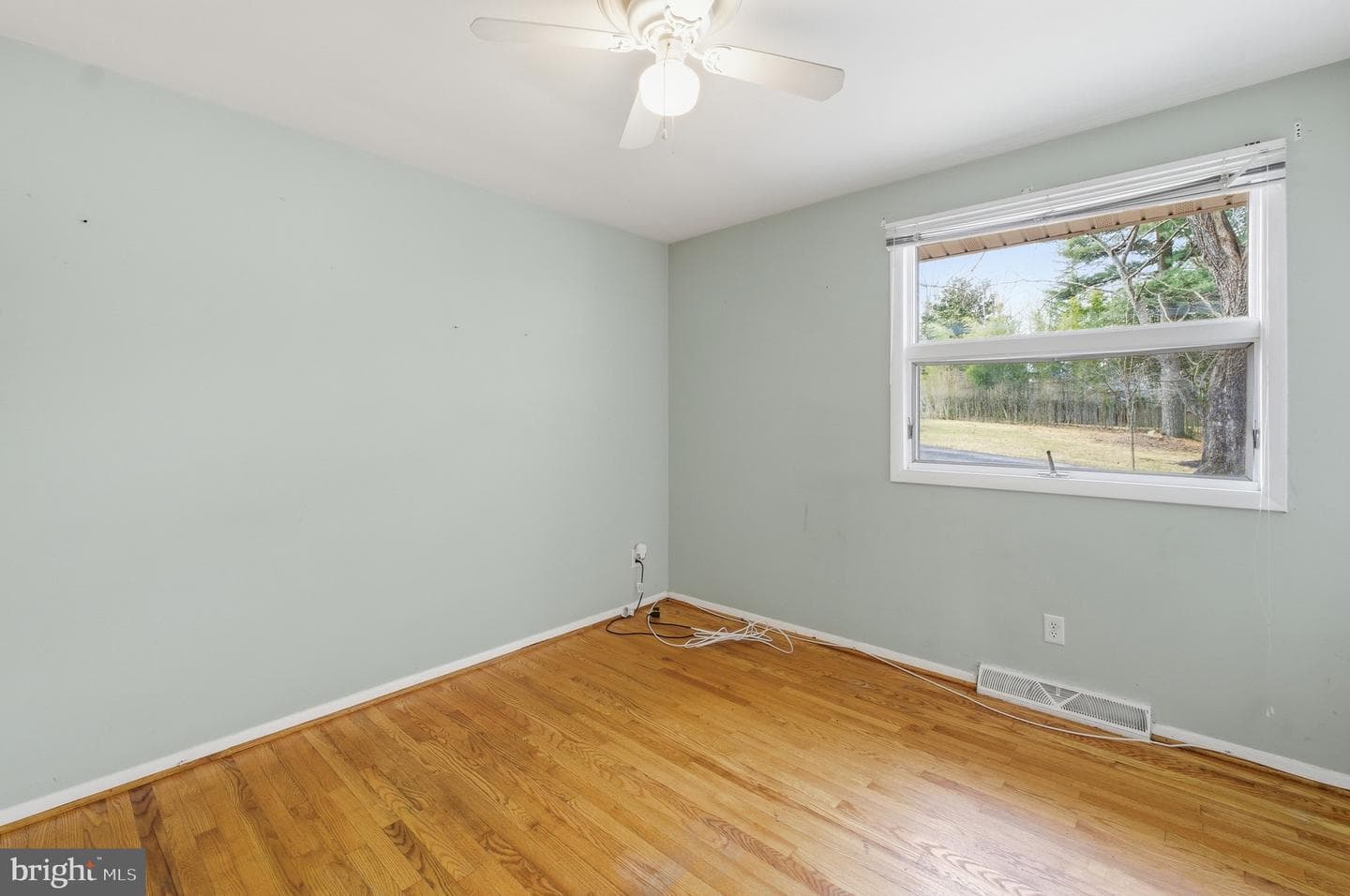 8 Peachtree Court photo 34