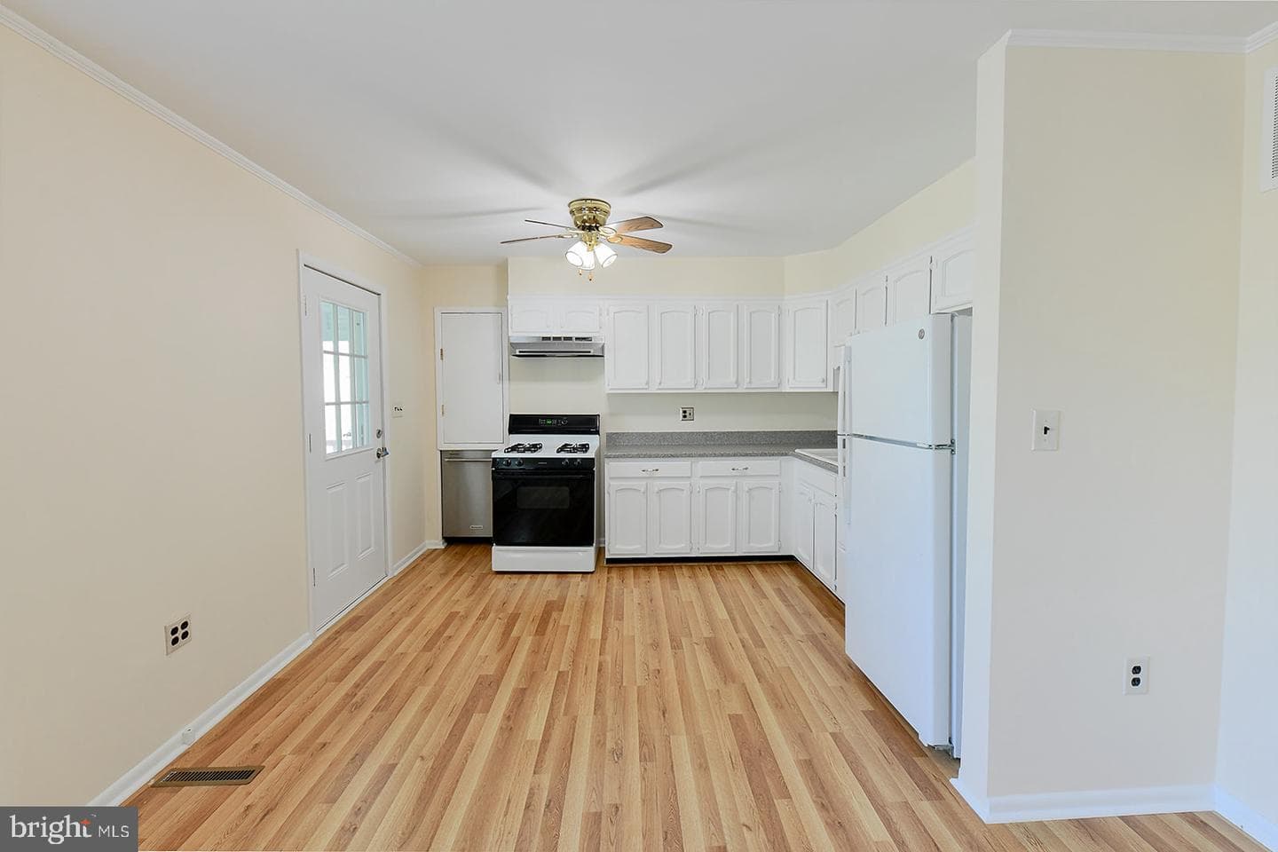 3702 E Joppa Road photo 10