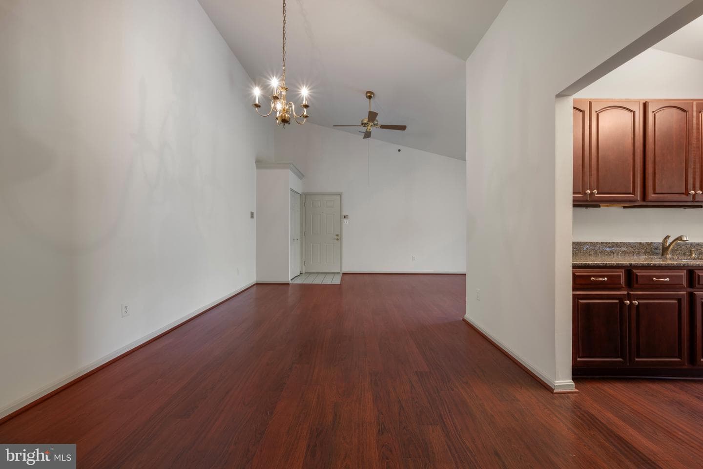 14211 Quail Creek Way #305 photo 11