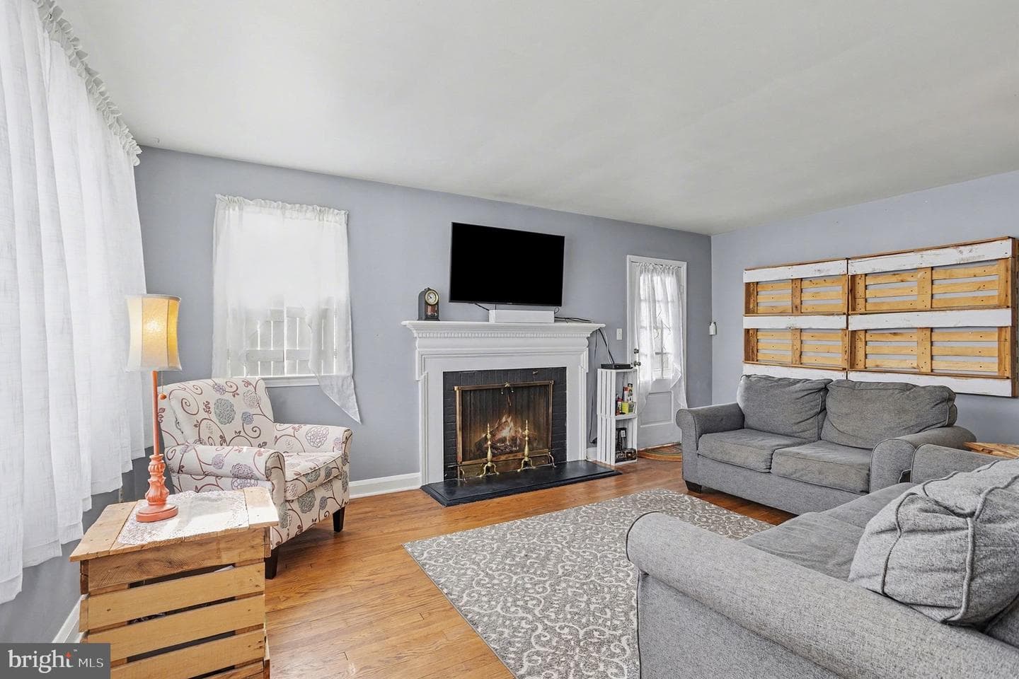 4219 Darnall Road photo 2