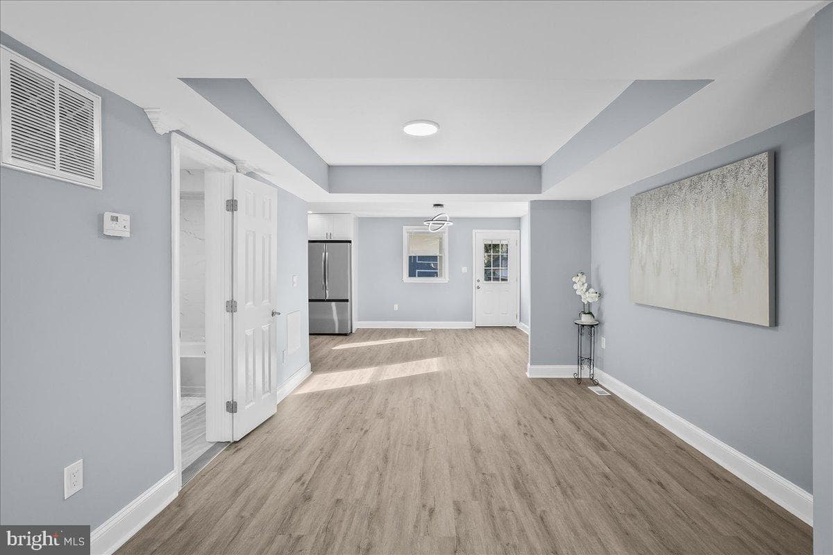 57 Transverse Avenue photo 10