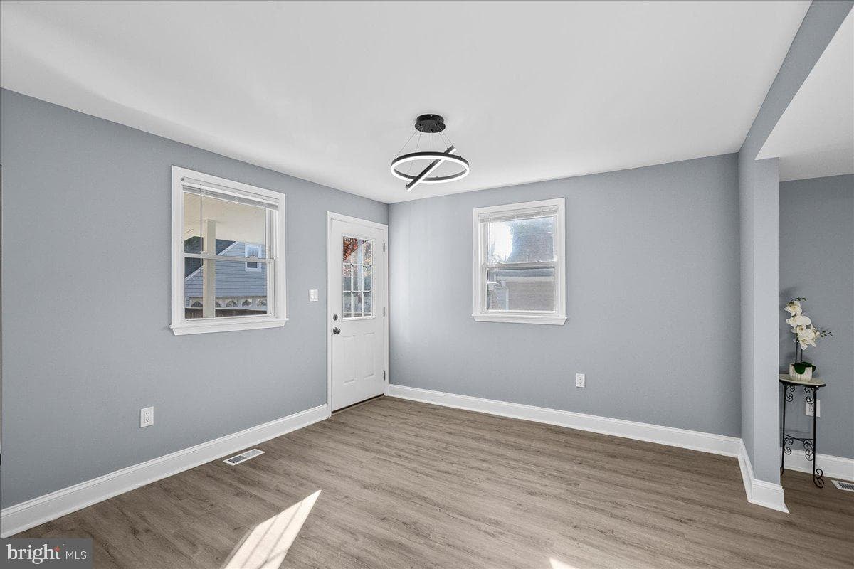 57 Transverse Avenue photo 19
