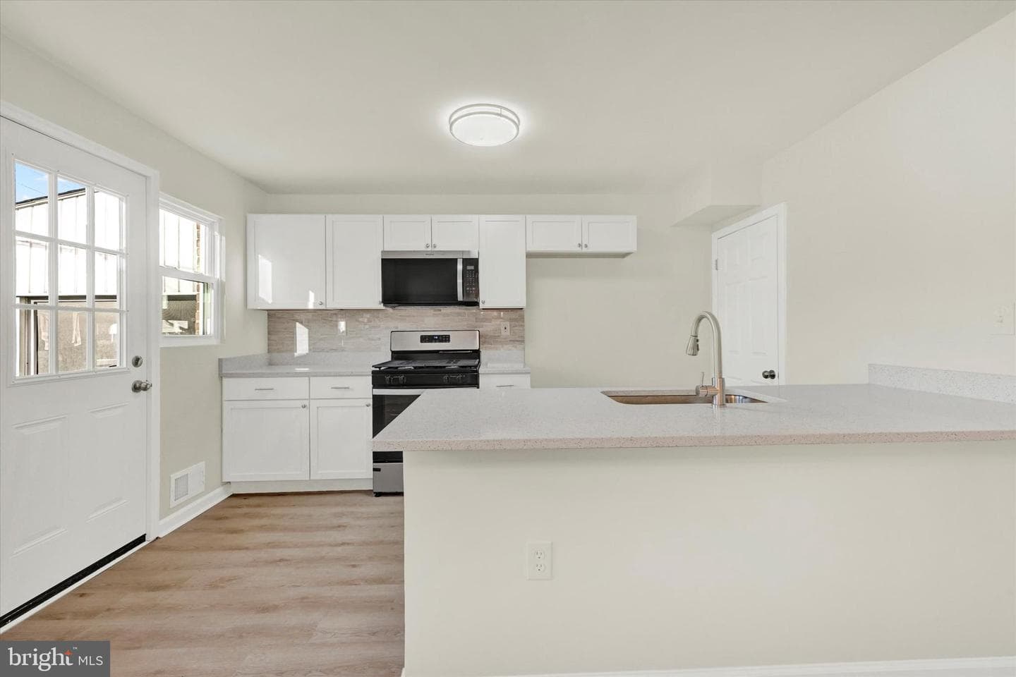 1649 Gray Haven Court photo 9
