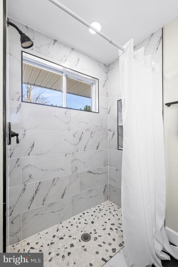 1811 Vista Lane photo 35