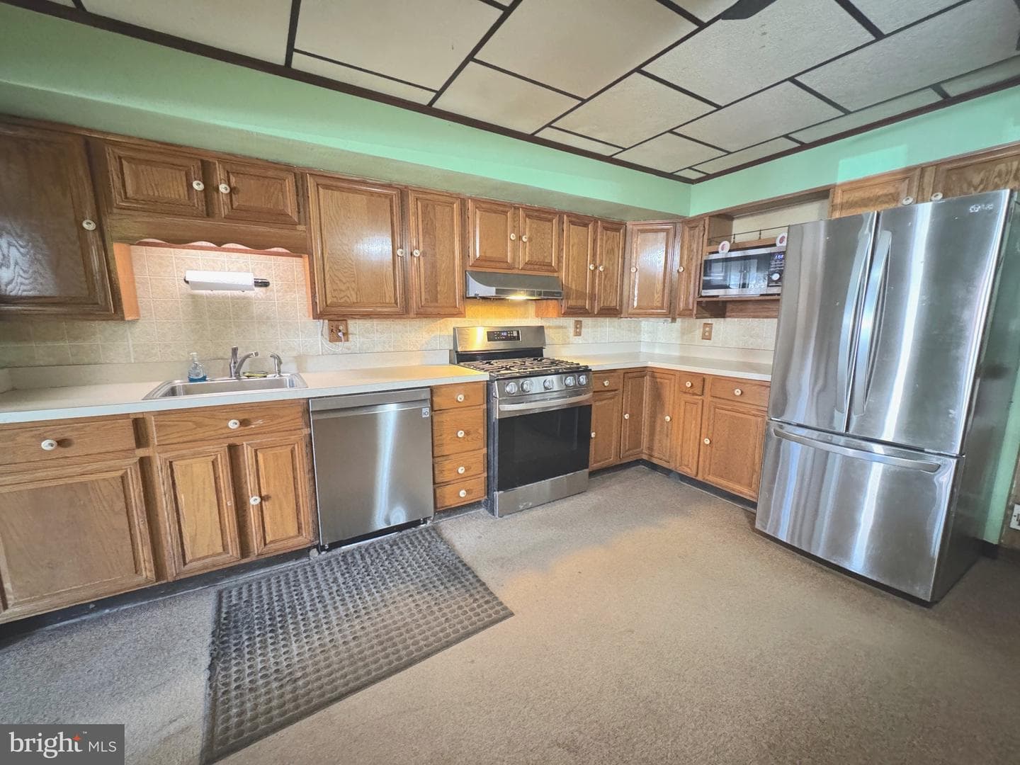 7200 Conley Street photo 11