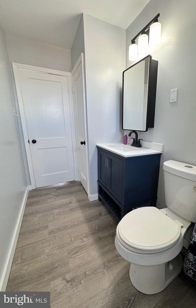 7200 Conley Street photo 15