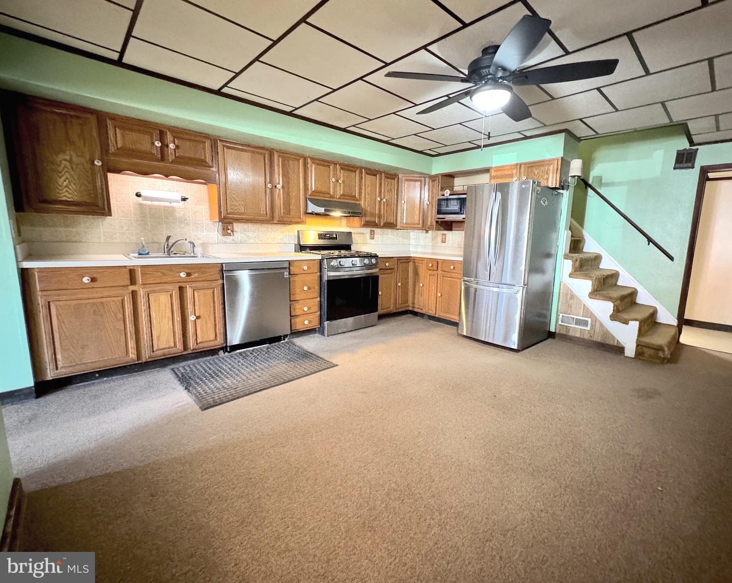 7200 Conley Street photo 9