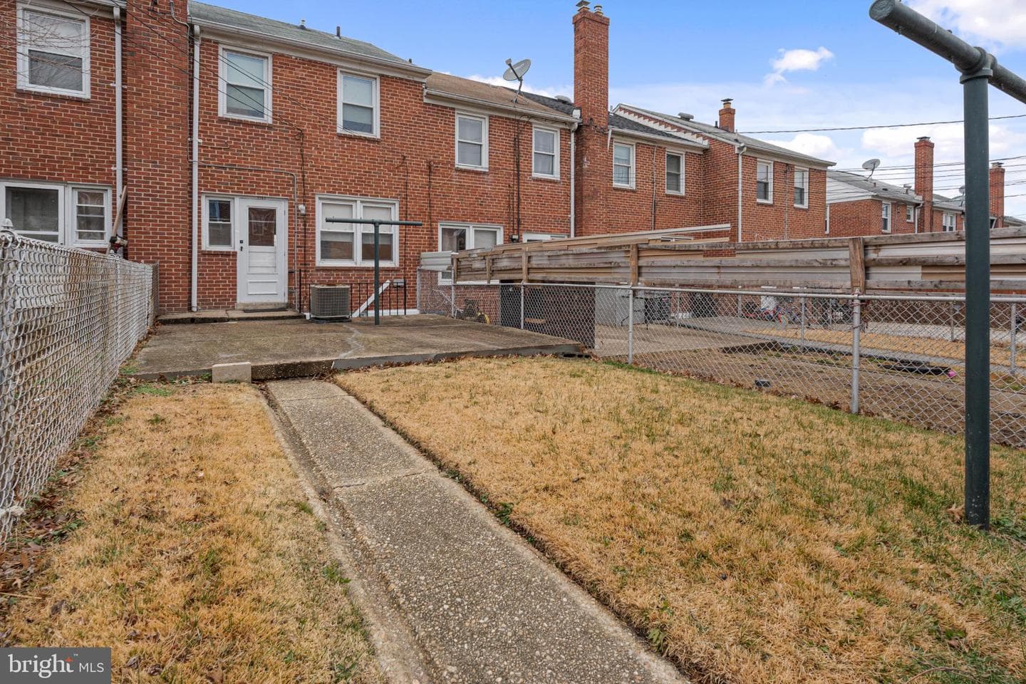7107 Baltimore Street photo 12