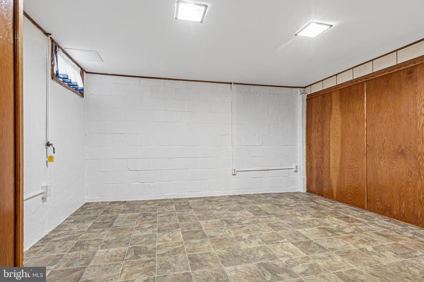 7107 Baltimore Street photo 21