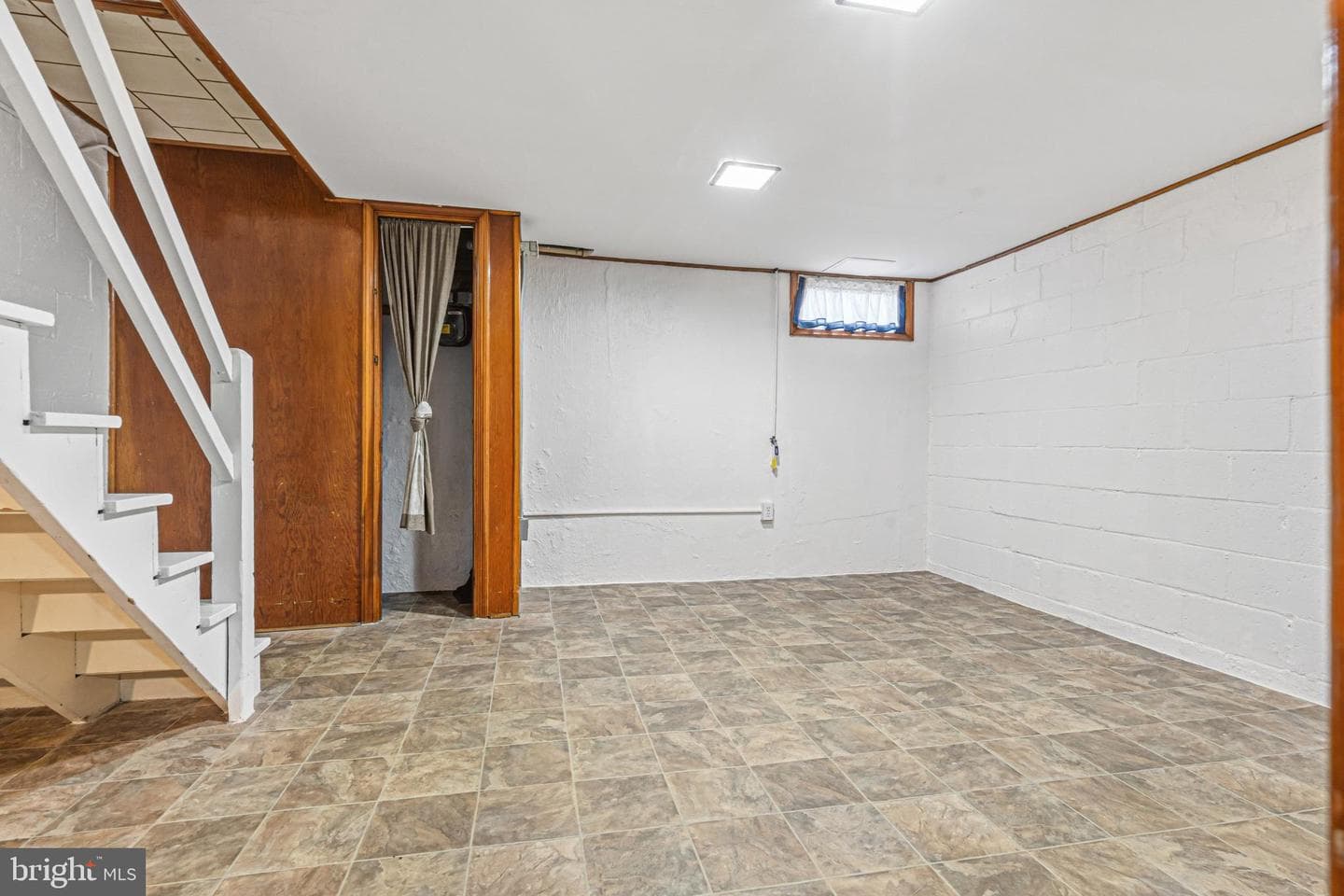 7107 Baltimore Street photo 22