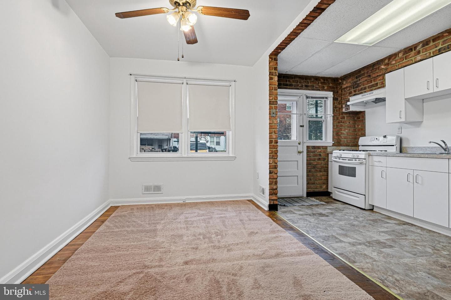 7107 Baltimore Street photo 6