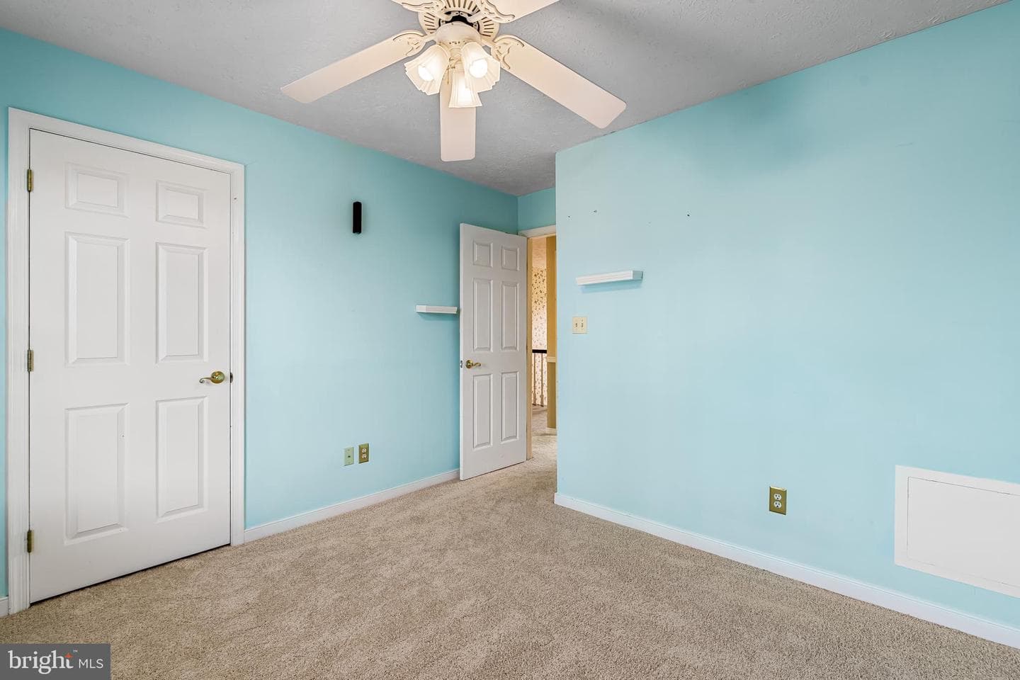 10 Symphony Woods Court photo 29