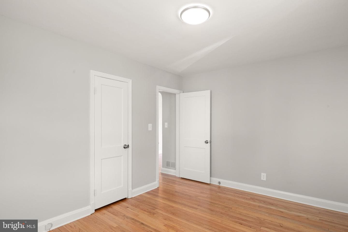 4410 Vale Drive photo 11