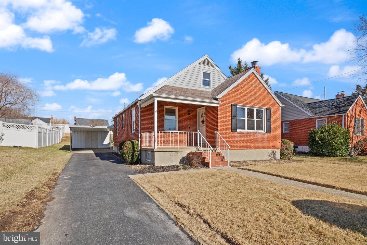 4410 Vale Drive photo 2