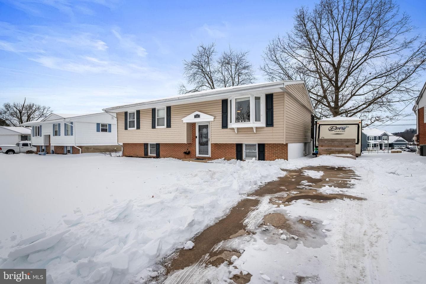 9514 Holiday Manor Road photo 2