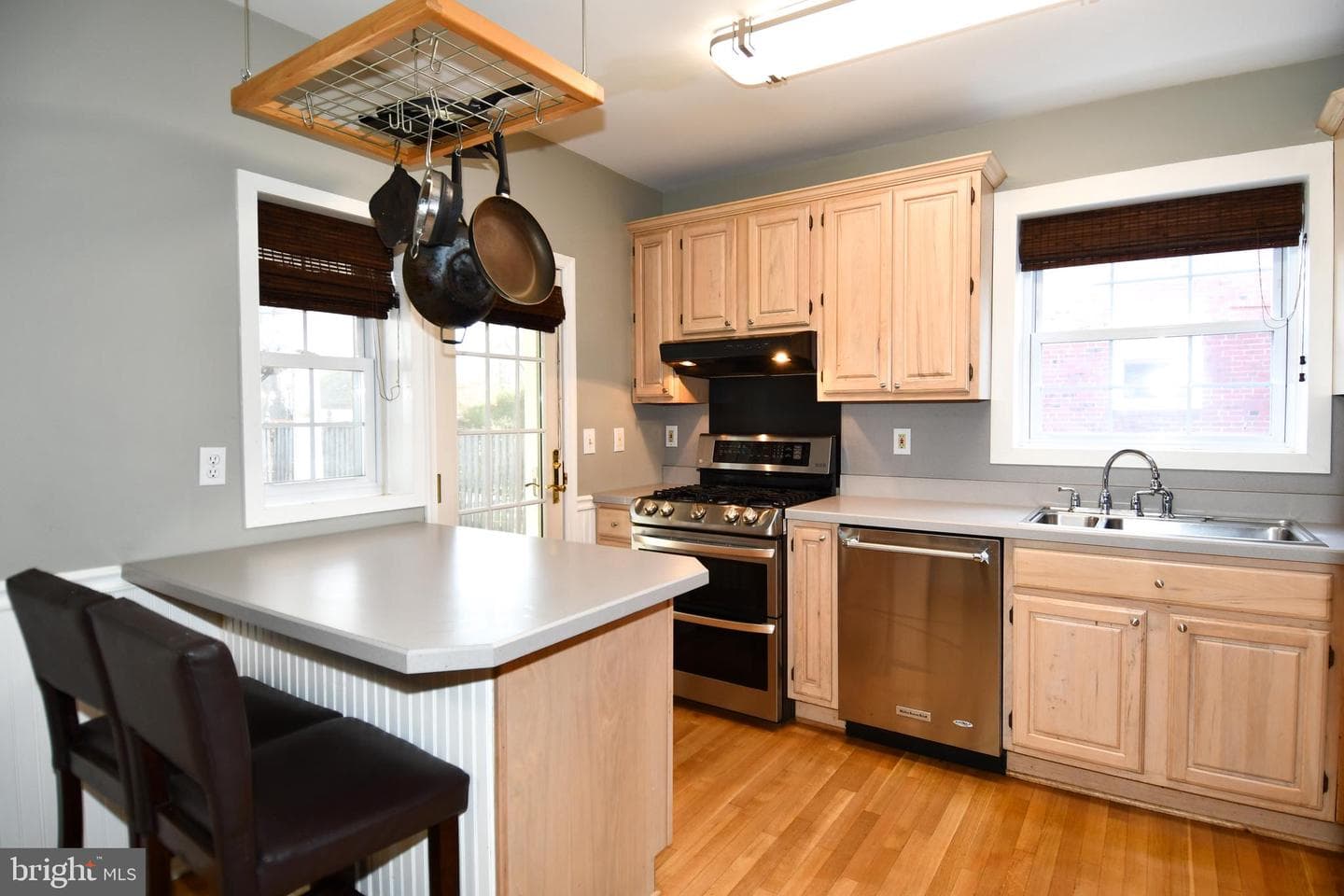 7907 Oakdale Avenue photo 11