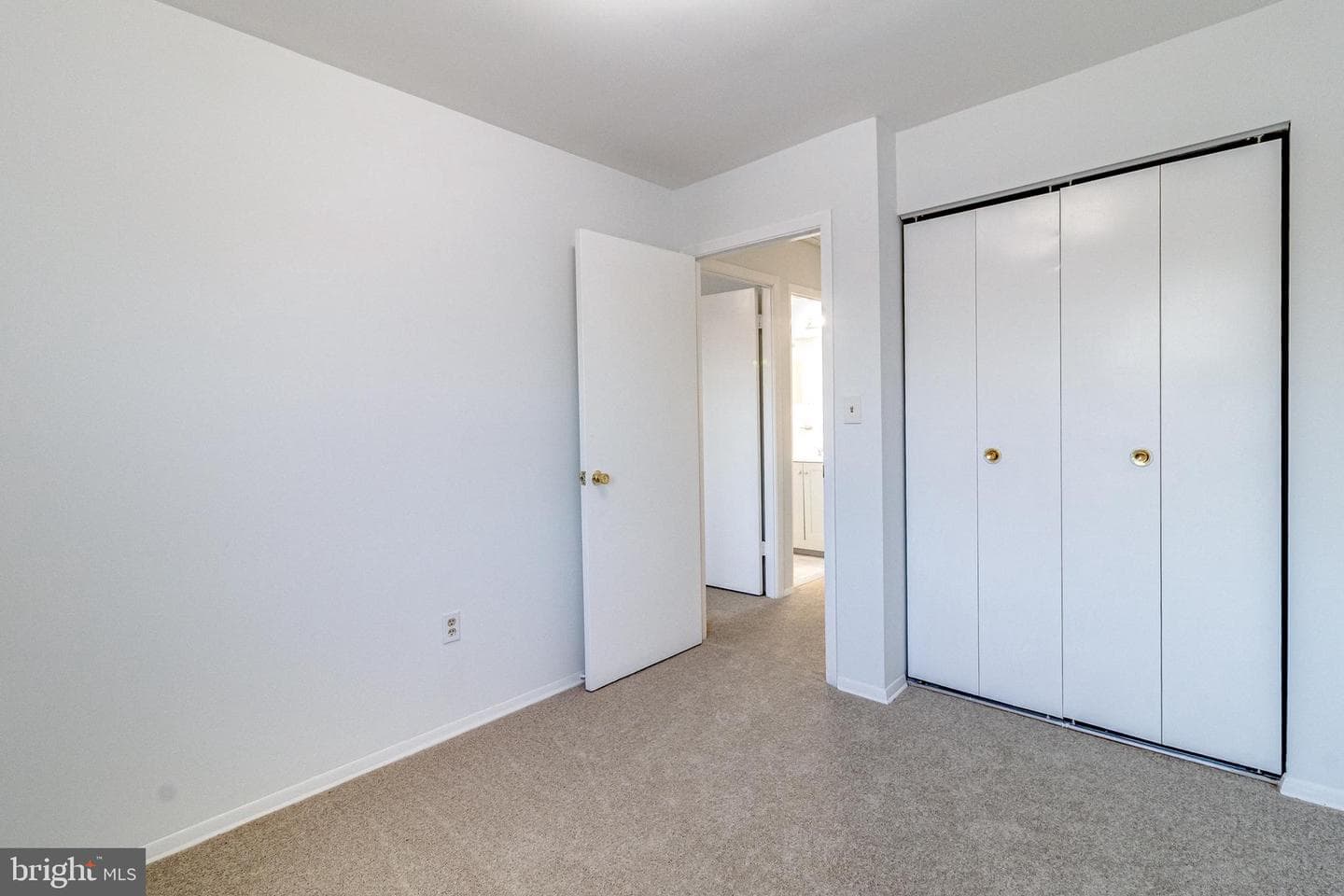 783 Seawall Road photo 15