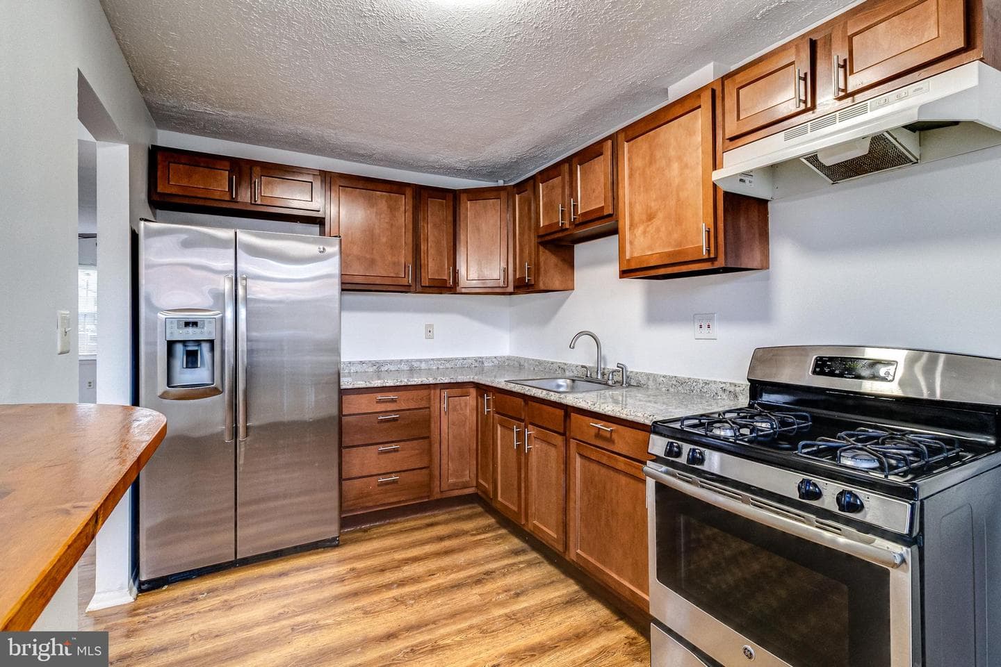 783 Seawall Road photo 2