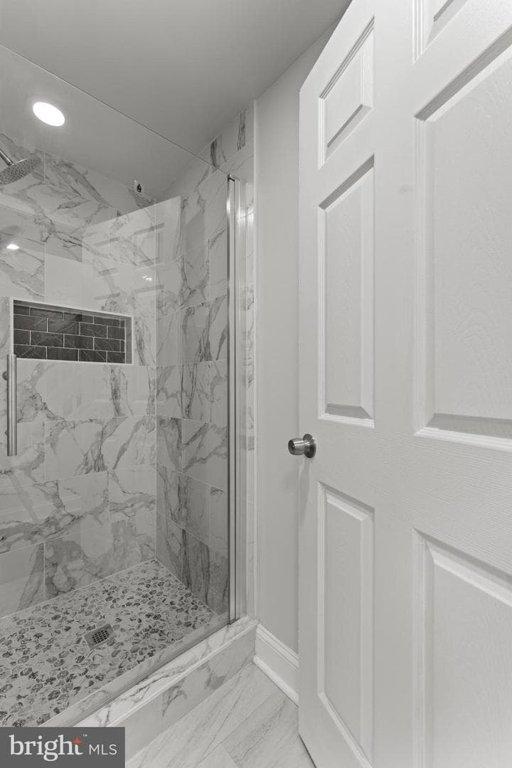 103 Gibbons Boulevard photo 40
