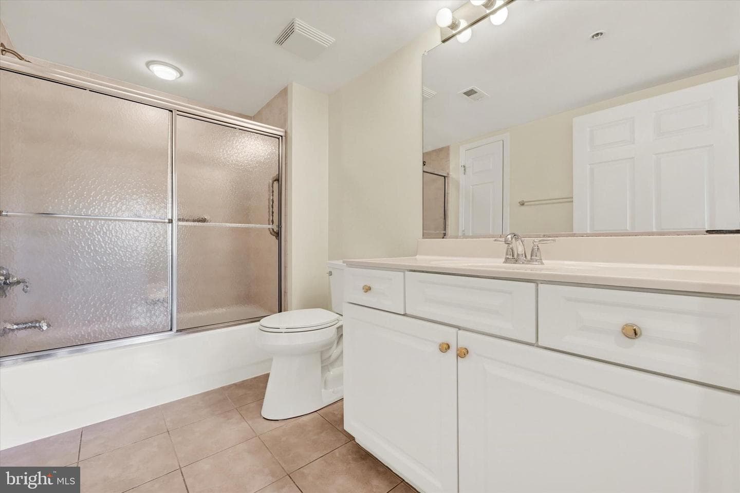 12236 Roundwood Road #104 photo 18