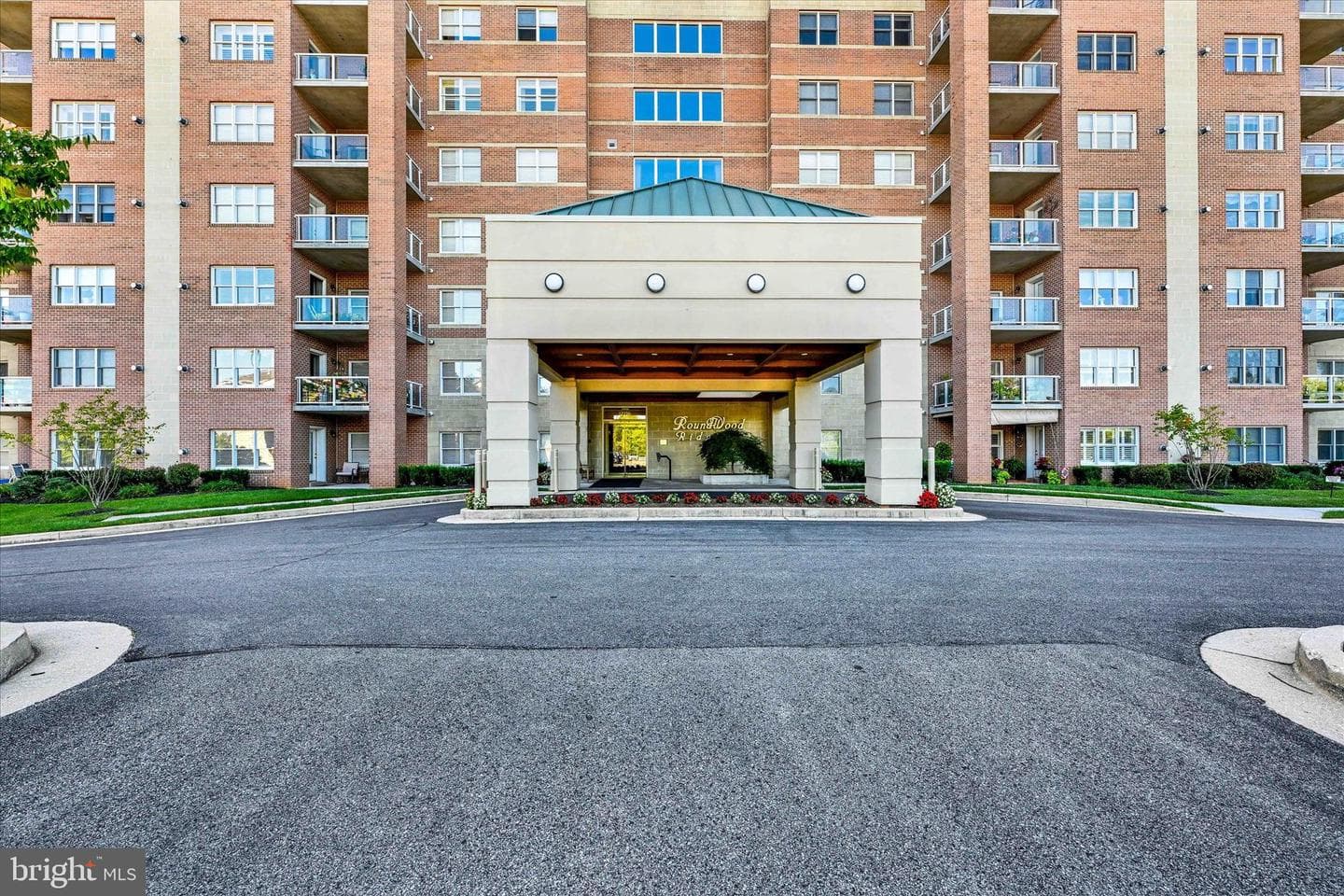 12236 Roundwood Road #104 photo 2