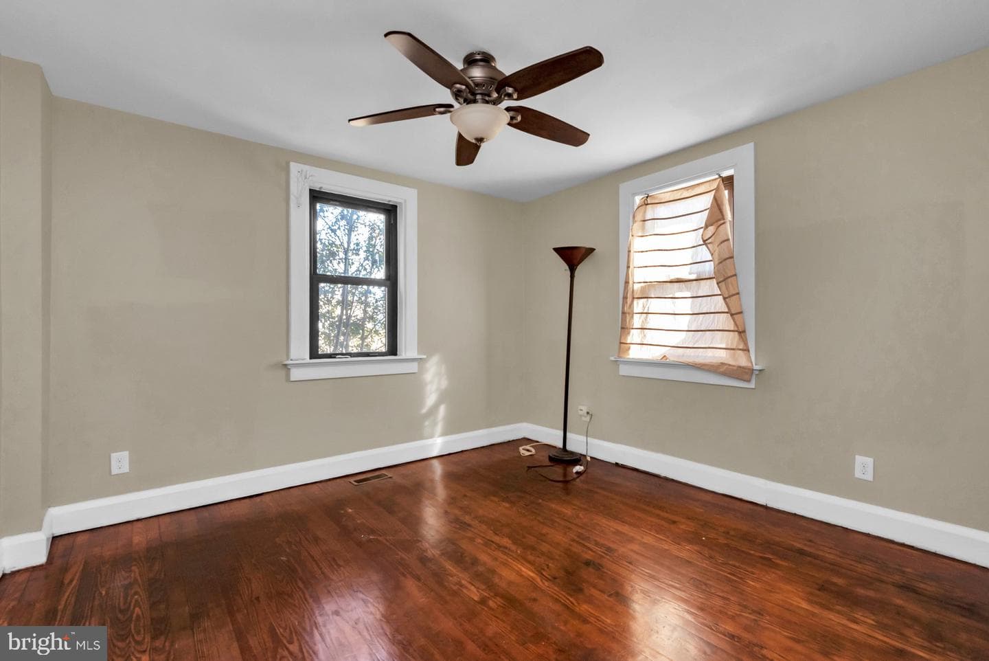 5701 Old Court photo 19