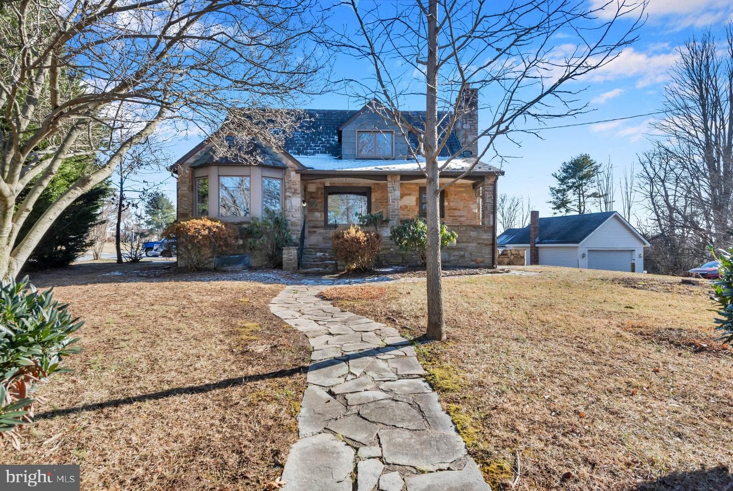 5701 Old Court photo 2
